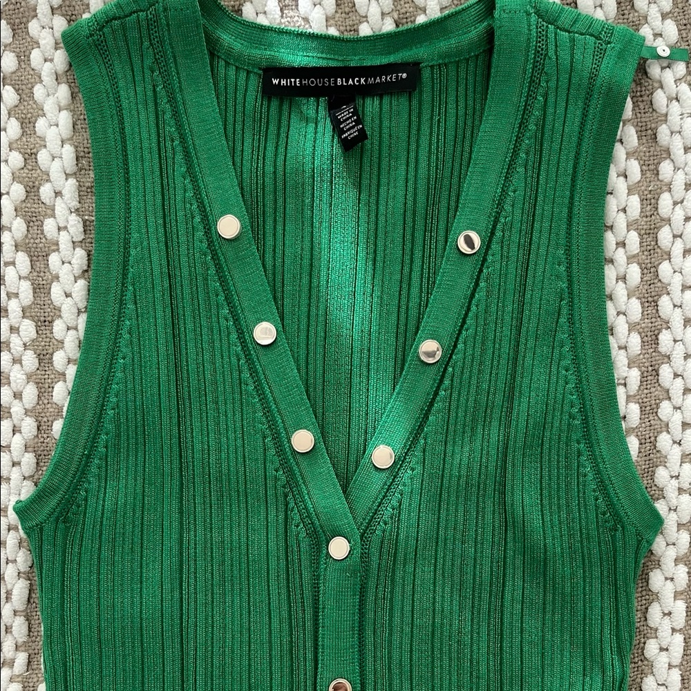 White House Black Market Snap Front Tank